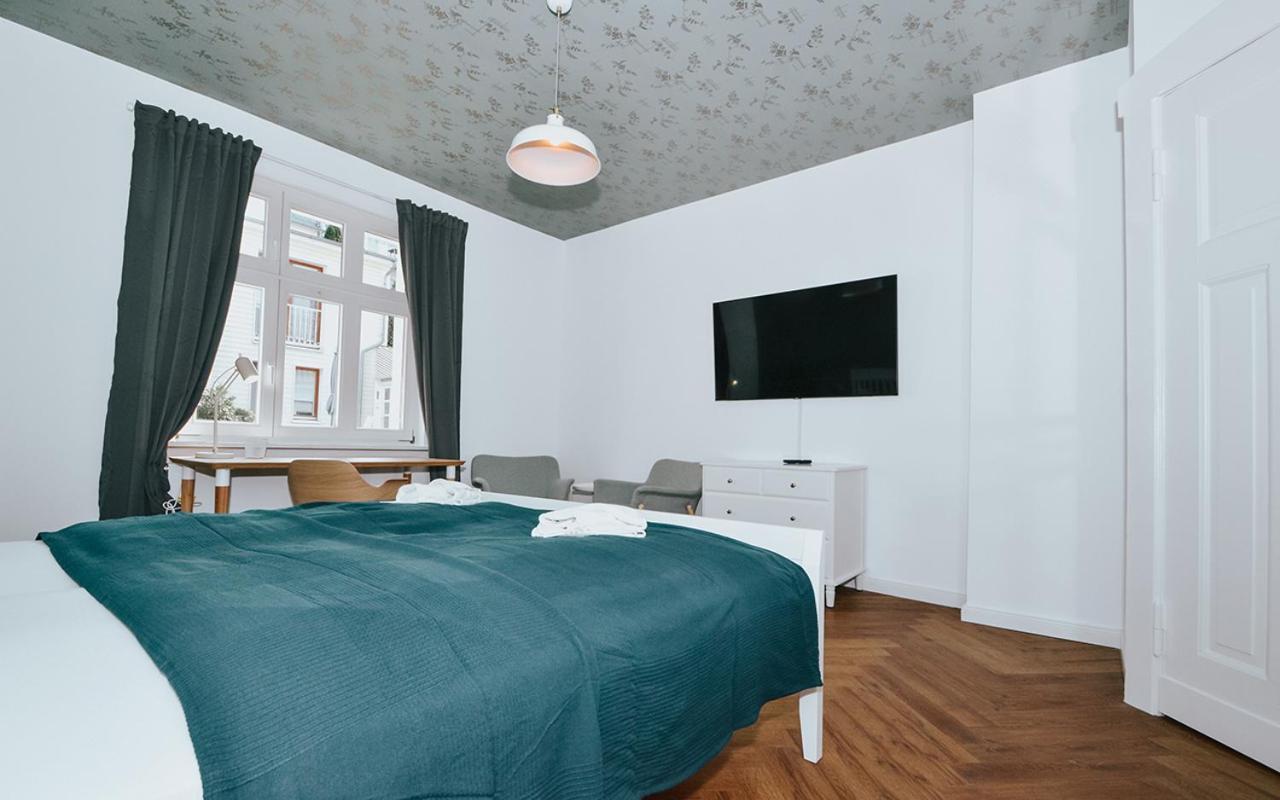Haus Sonnenschein Ferienwohnung Ole ゼーバート・ヘリングスドルフ エクステリア 写真